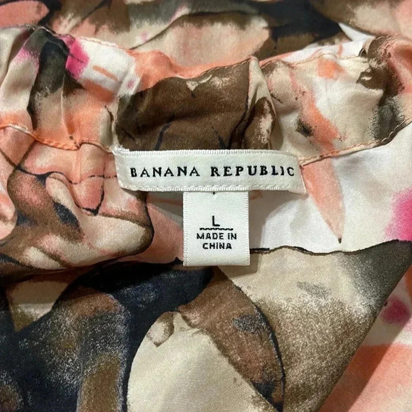 Banana Republic 100% Silk Sleeveless Blouse – Coral Floral Print - Picture 7 of 10